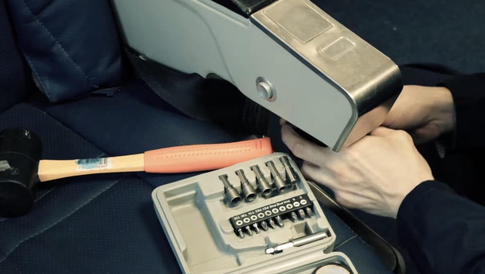 Cabin Maintenance <span class="small">(1:33)</span> 3 vdo2